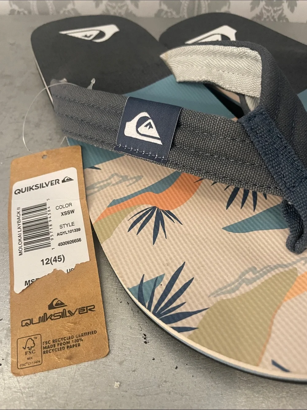 Quiksilver Men's Tropical Pattern Flip Flops in Black, Teal & Tan